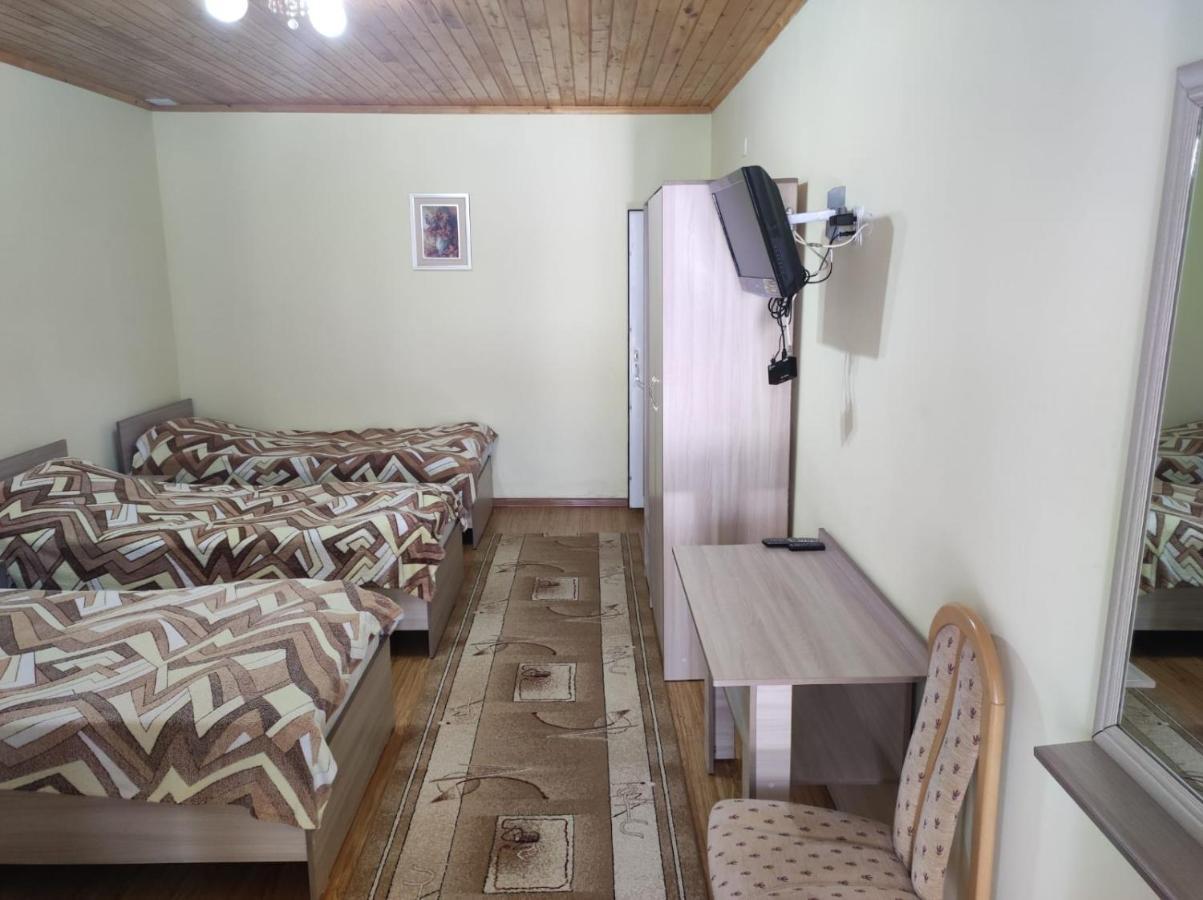 Hotel В Гостях На Иссык-Куле Cholpon-Ata Exteriér fotografie