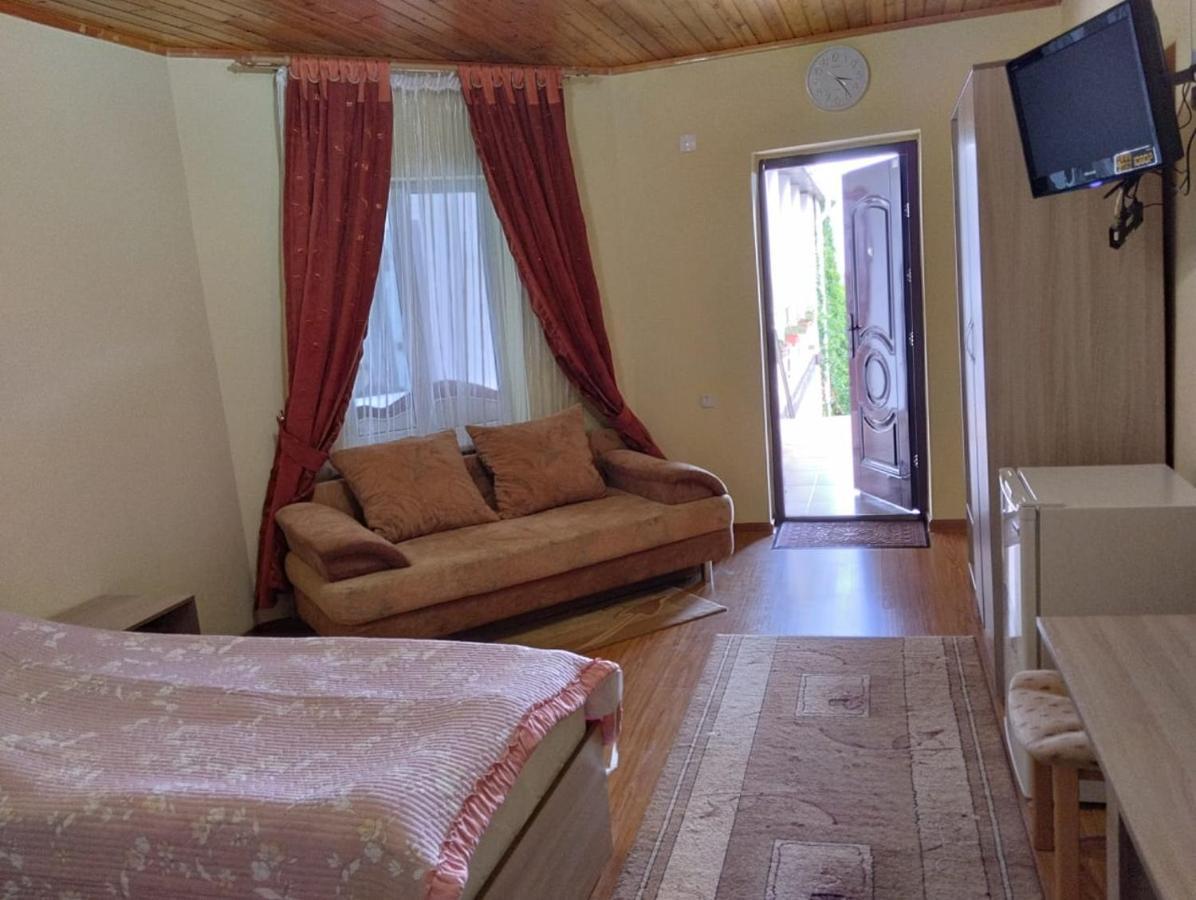 Hotel В Гостях На Иссык-Куле Cholpon-Ata Exteriér fotografie