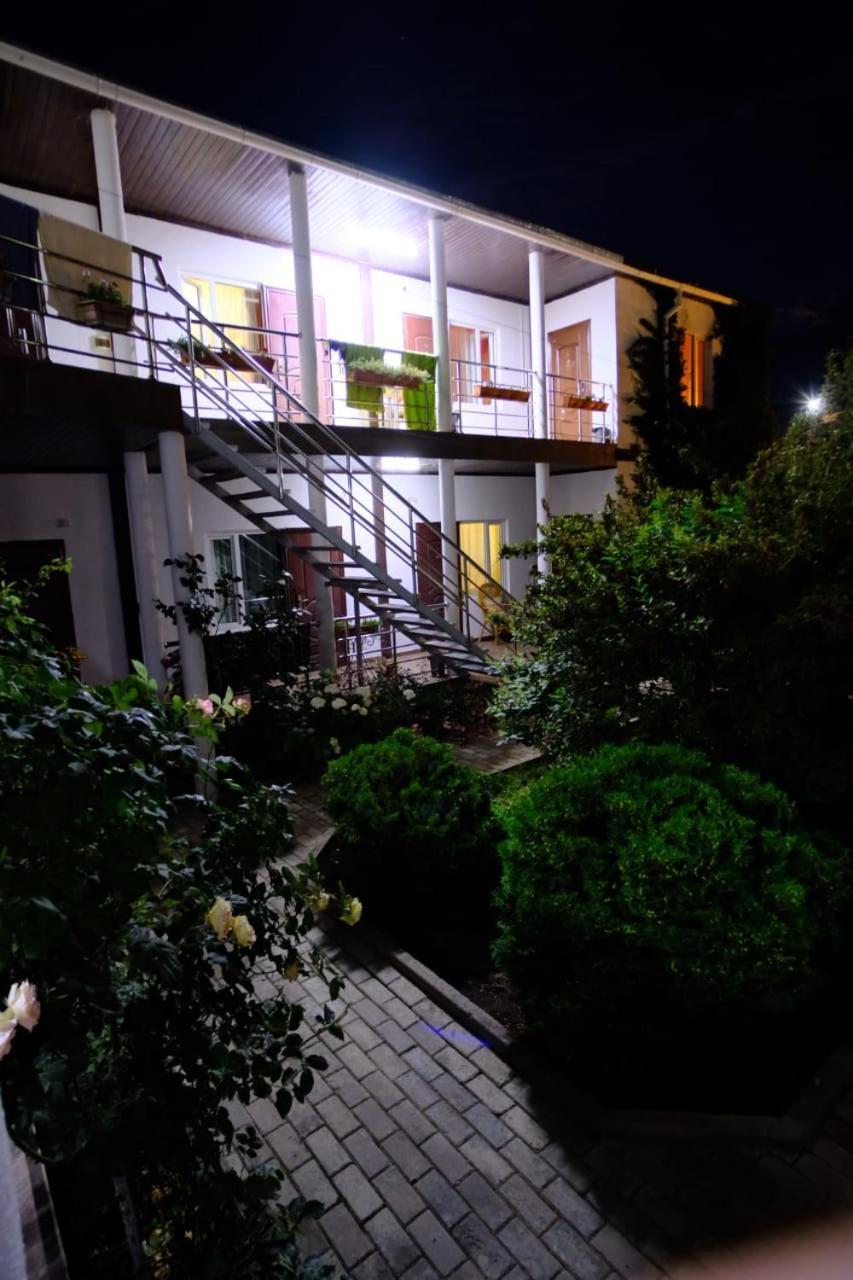 Hotel В Гостях На Иссык-Куле Cholpon-Ata Exteriér fotografie